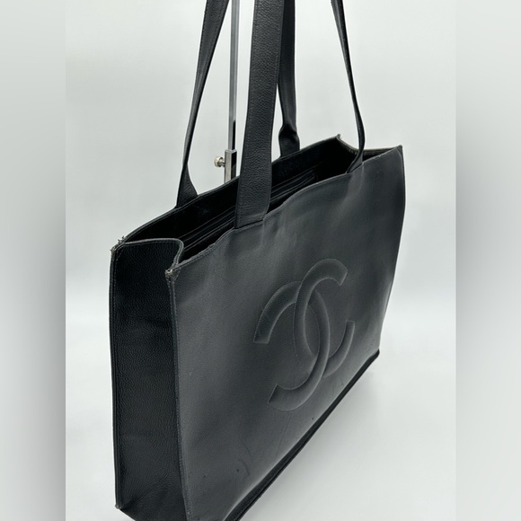Chanel Black Caviar Tote - Picture 2 of 7